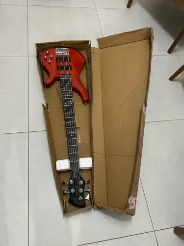 Baixo Michael 5 cordas ativo
