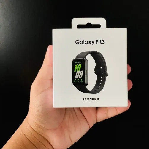 Samsung Galaxy Fit 3 lacrada