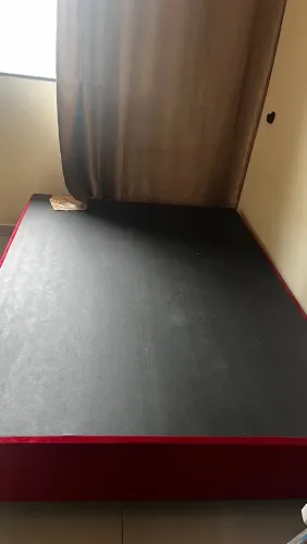 Vendo Base Box de Cama de Casal