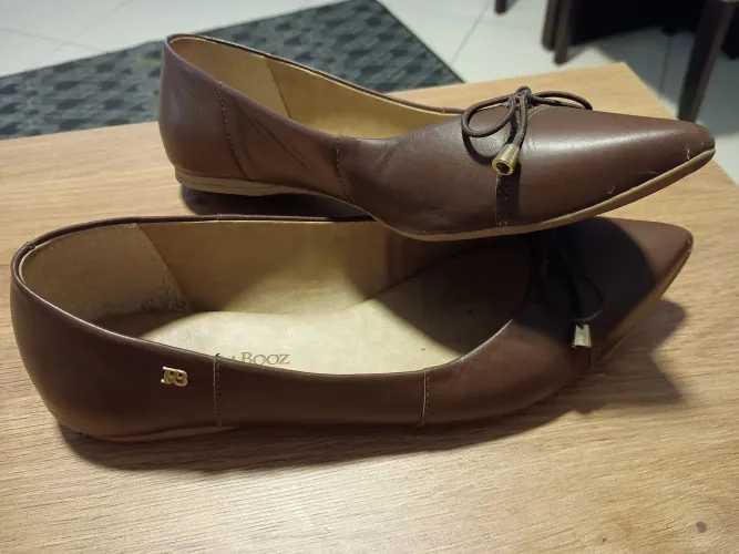 Sapatilha - RAPHAELLA BOOZ