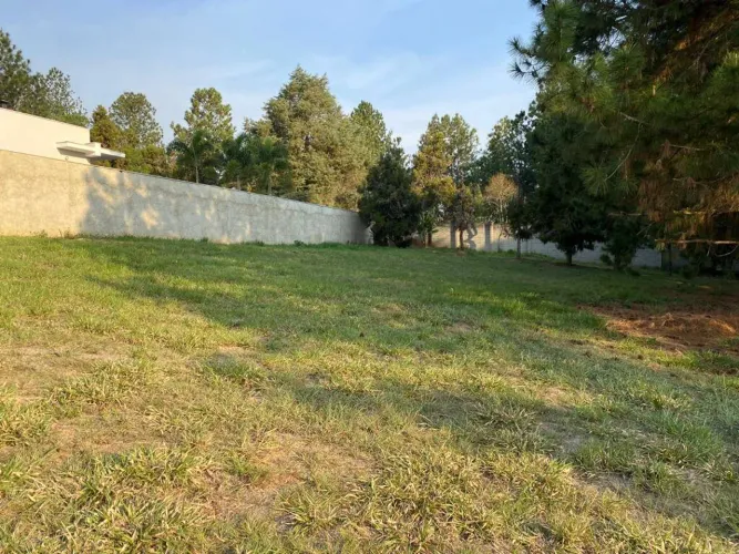 Terreno no Condomínio Terras de São Lucas