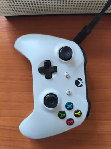 Controle joystick Xbox one s branco