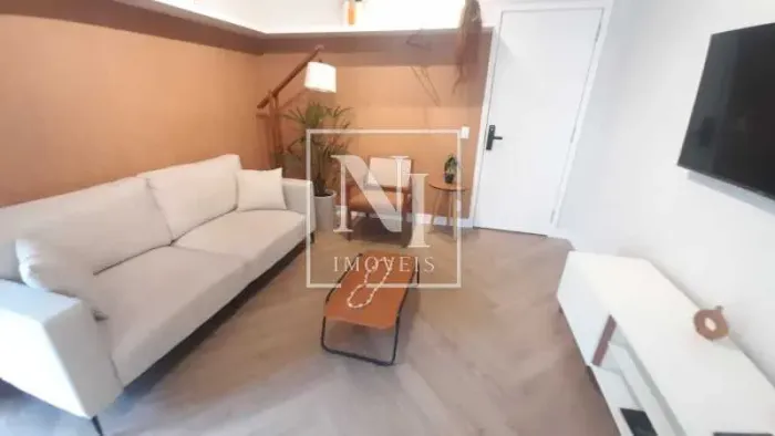 Apartamento : / Residencial / Copacabana