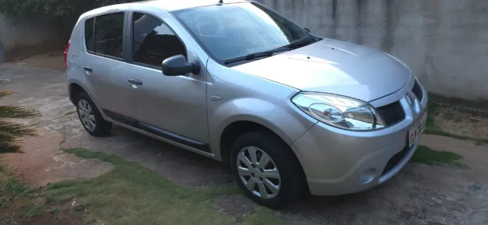 Renault Sandero Authentique Hi-flex 1.0 16V 5P 2009
