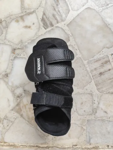 Bota ortopédica salvapé (Baruk)
