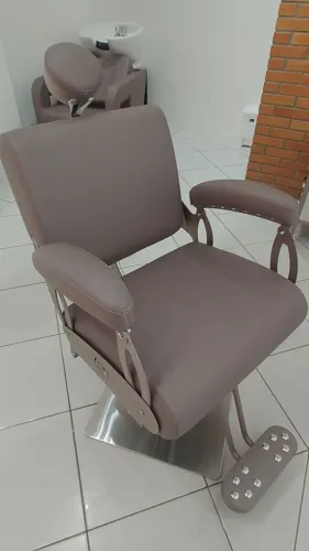 Cadeira Nova de Cabeleireiro