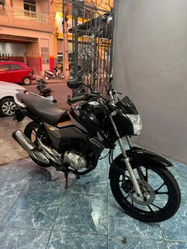 Vendo moto muito conservado 