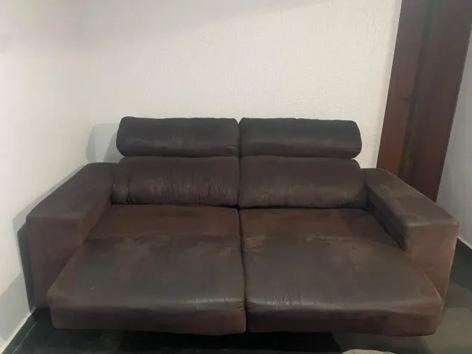 Sofá retrátil e reclinável de 2,10m x 1,20m