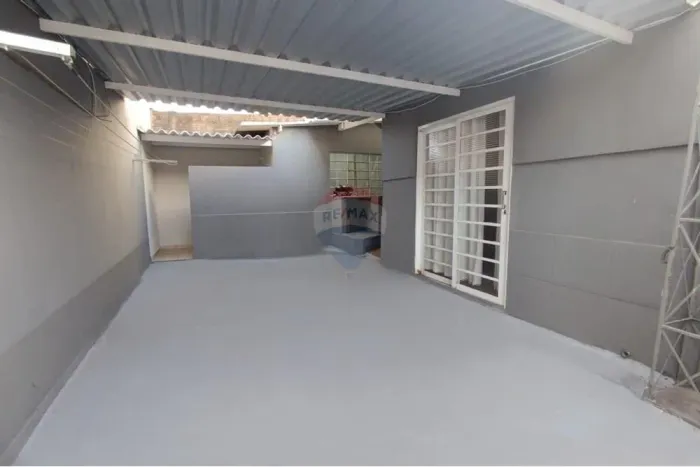 Casa/ Kitnet para locação com 50² - Centro - Nova Odessa