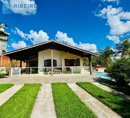Linda casa Ninho Verde 1 - 04 dormitórios sendo uma suíte - R$ 690 mil Aceita Financiament