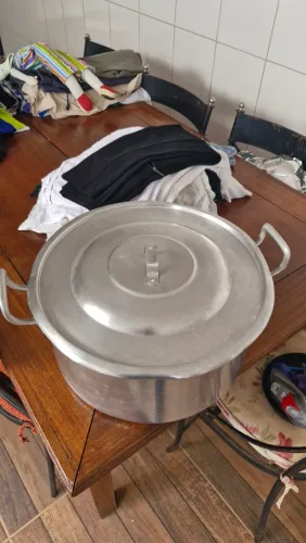 Panelas de alumínio grande 