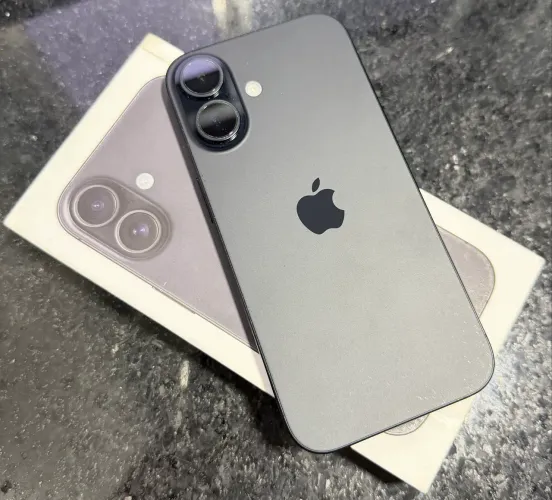 iPhone 16