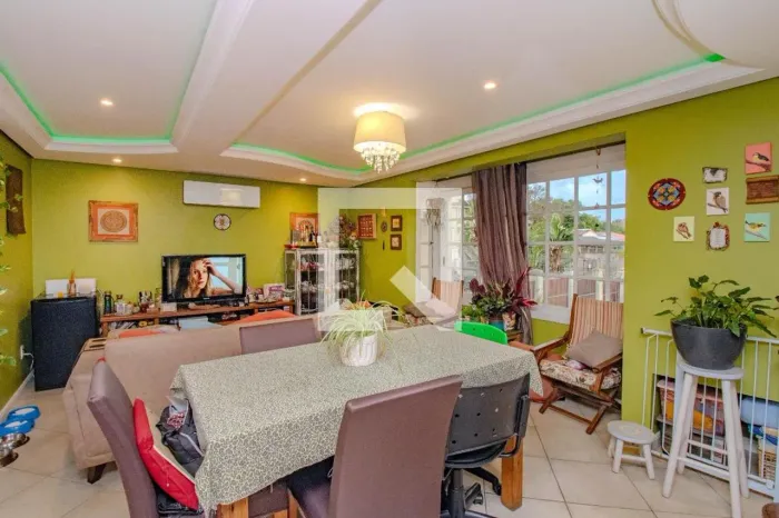 Casa à Venda - Vila Jardim, 2 Quartos, 252 m2
