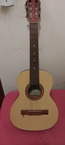 Violão Tonante 101 no estado