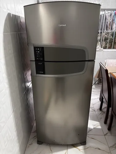 Geladeira Consul 405 litros em bom estado