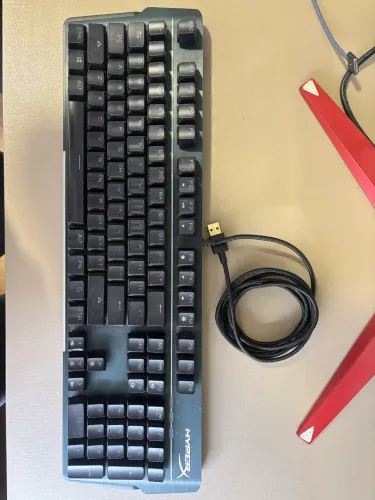 Teclado Gamer Hyperx