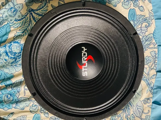 MÉDIO GRAVE STURDY 200 RMS 12"
