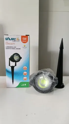 luminária led espeto para jardim 5w luz verde
