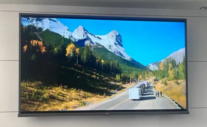 Vendo tv Android 4k borda infanta tcl no precinho pra hoje 