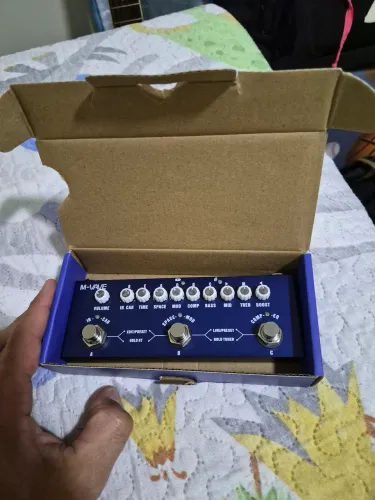 Cube baby bass