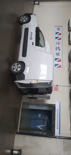 PEQUENOS FRETES E MUDANÇAS