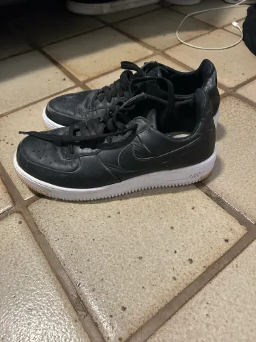 Nike Air Force 1 Low Preto
