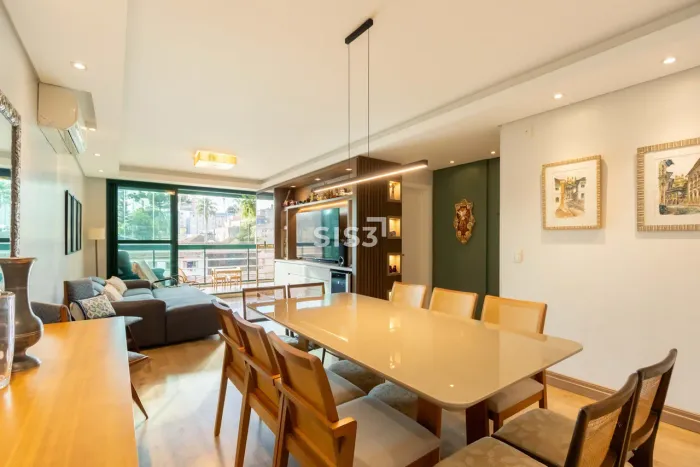 Apartamento à venda no Solar Anchieta, Bigorrilho | 4 quartos, sendo 2 suítes, 2 vagas