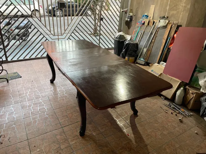 MESA DE MADEIRA MACIÇA EXTENSÍVEL