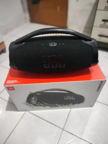 JBL BoomBox 3