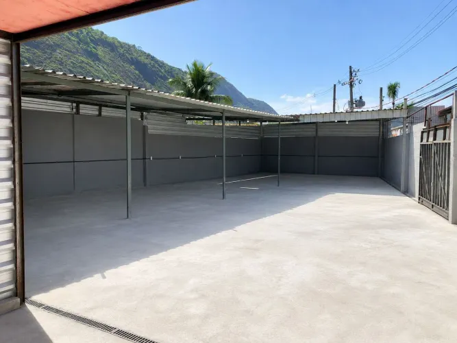 LOJÃO 300M²