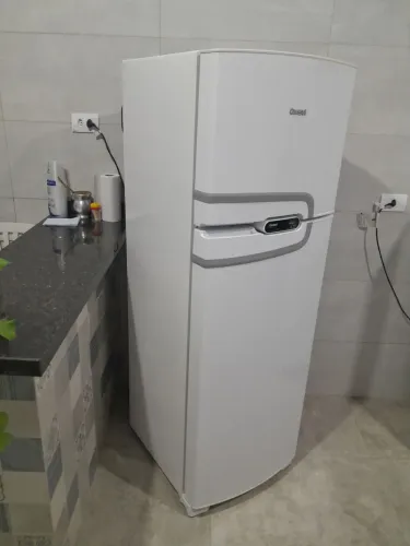 Geladeira Cônsul 275 litros 110v super conservada