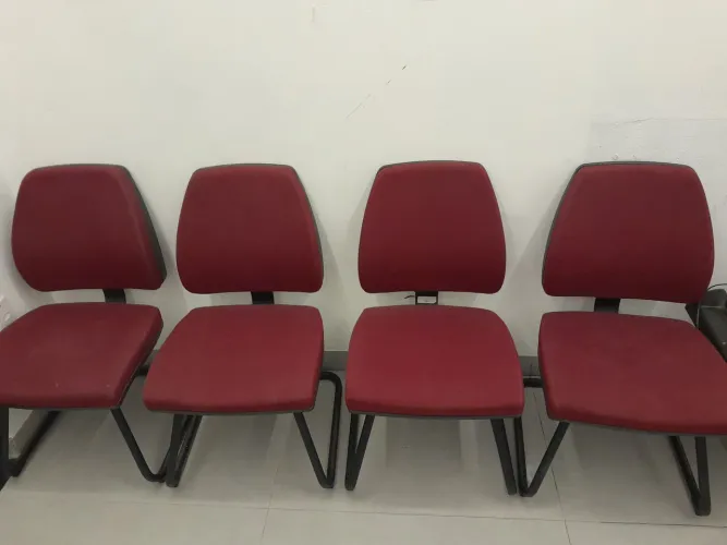 Cadeiras para sala de espera , consultório ou escritório 