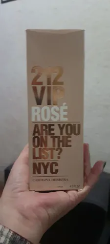 212 vip rose 125ml (Carolina Herrera)