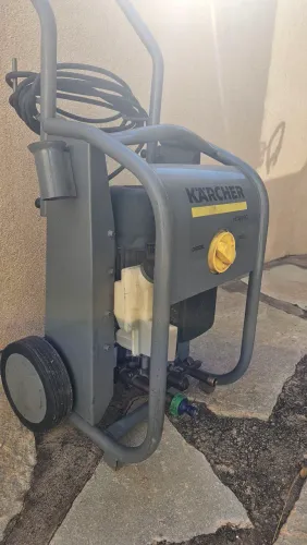 Lavadora de Alta Pressão Profissional Kärcher HD 6/15 C