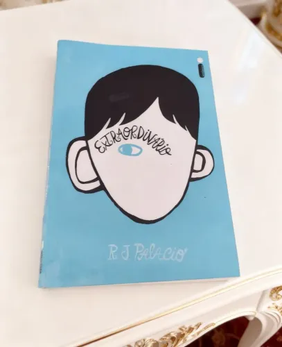 Livro literário extraordinário