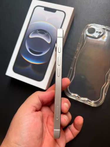 Troco IPhone 16e 128gb branco por Samsung linha S