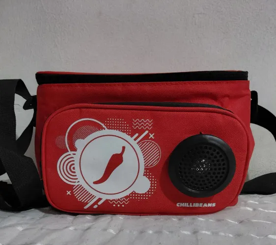 Bolsa térmica Coller Speaker Chilli beans 10L C/Som bluetooth
