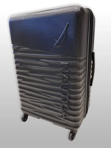 Mala marca NAUTICA (importada) de 23Kg.