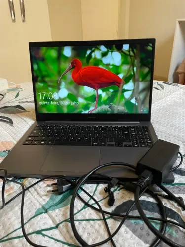 Notebook Samsung Book Intel Celeron | SSD 512 GB | Tela Full HD 15,6"