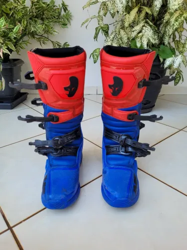 Vende-se bota IMS factory edition
