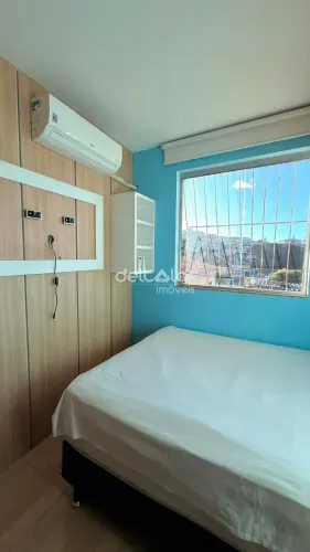 Casa mobiliada para locação com 3 quartos, 1 suíte, 1 vaga coberta no bairro Etelvina Carn