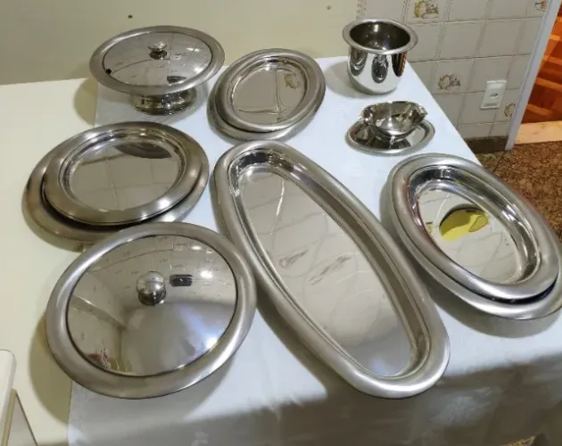 Baixela completa em aço inox Tramontina ? 12 peças