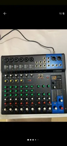Mesa de som Yamaha mg12xuk semi nova