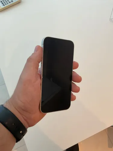 iPhone 16e 128GB Branco | 94% de Bateria + 2 Capas | R$ 2.999