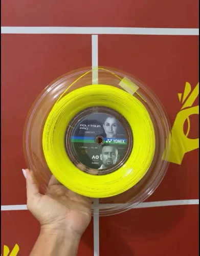 CORDA YONEX POLY TOUR PRO 1.25MM ROLO COM 200M AMARELO