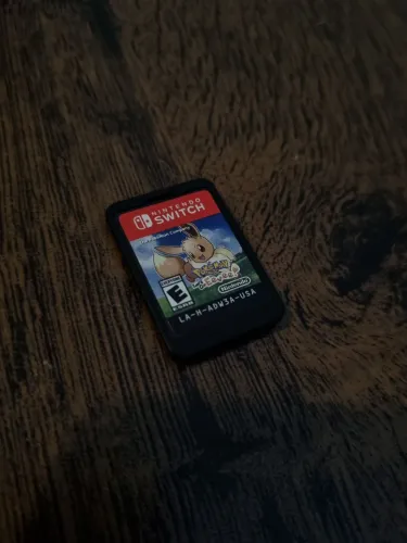 jogo nintendo switch lets go eevee (so o cartucho)
