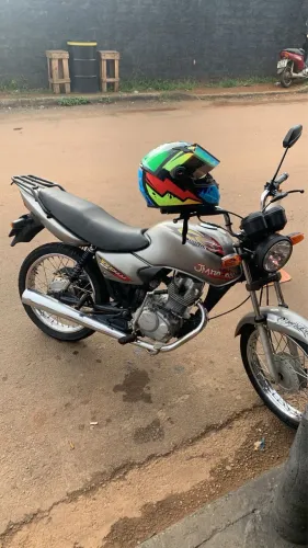 Vende se ano 2001  5,999$