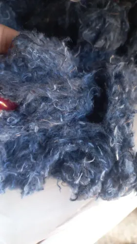 Estopa desfiada/  Estopa desfigurada Branca e azul