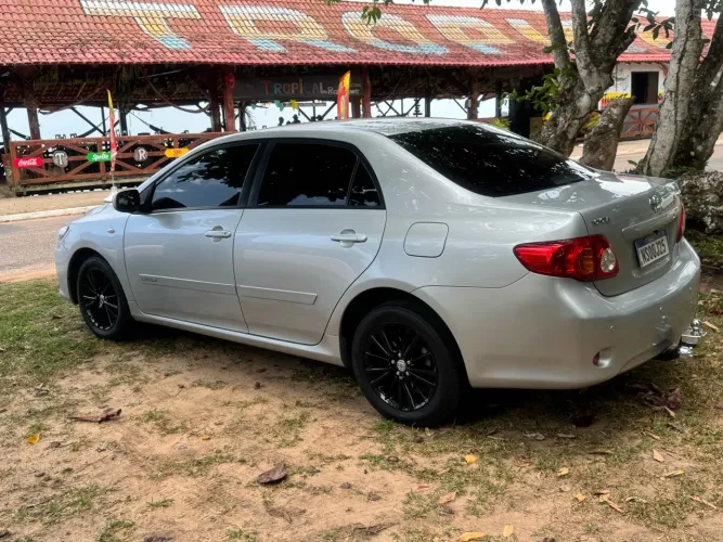 Toyota Corolla GLI 1.8 Flex 16V Mec. 2011