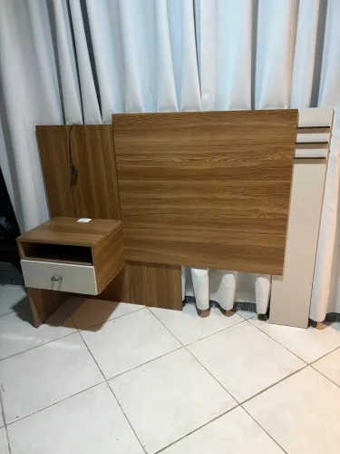 Cabeceira de cama de solteiro